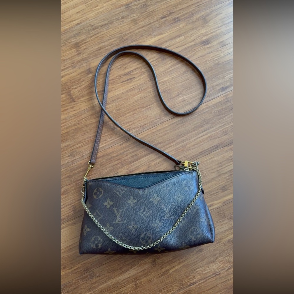 Louis Vuitton Pallas clutch Monogram Crossbody Bag